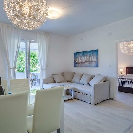 Cuore Di Milka Apartments Велі-Лошинь Екстер'єр фото