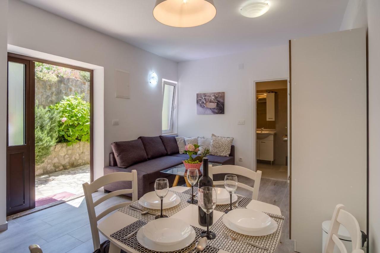 Cuore Di Milka Apartments Велі-Лошинь Екстер'єр фото