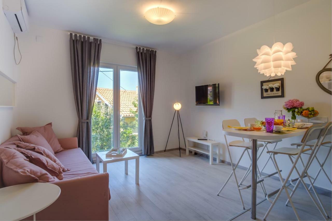 Cuore Di Milka Apartments Велі-Лошинь Екстер'єр фото