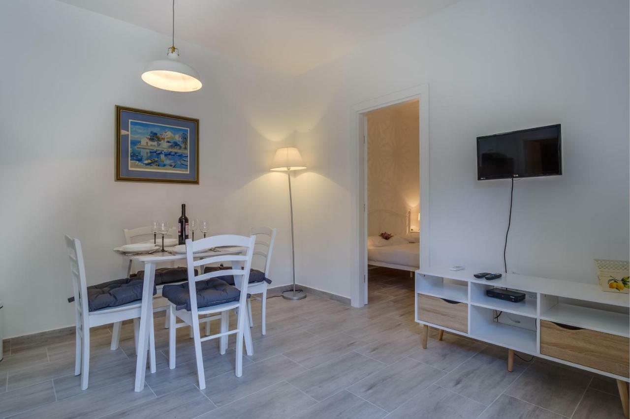 Cuore Di Milka Apartments Велі-Лошинь Екстер'єр фото